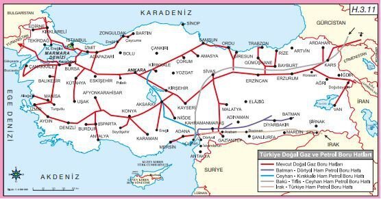 Jeopolitik konumundan dolayı ülkemiz üzerinden önemli petrol ve doğal gaz boru hatları geçmektedir.