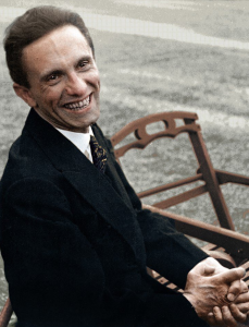 Joseph Goebbels Kimdir ?