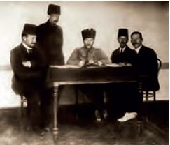 Mustafa Kemal Paşa ve arkadaşları Erzurum Kongresi’nde