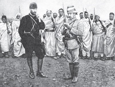 Kurmay Binbaşı Mustafa Kemal Derne'de